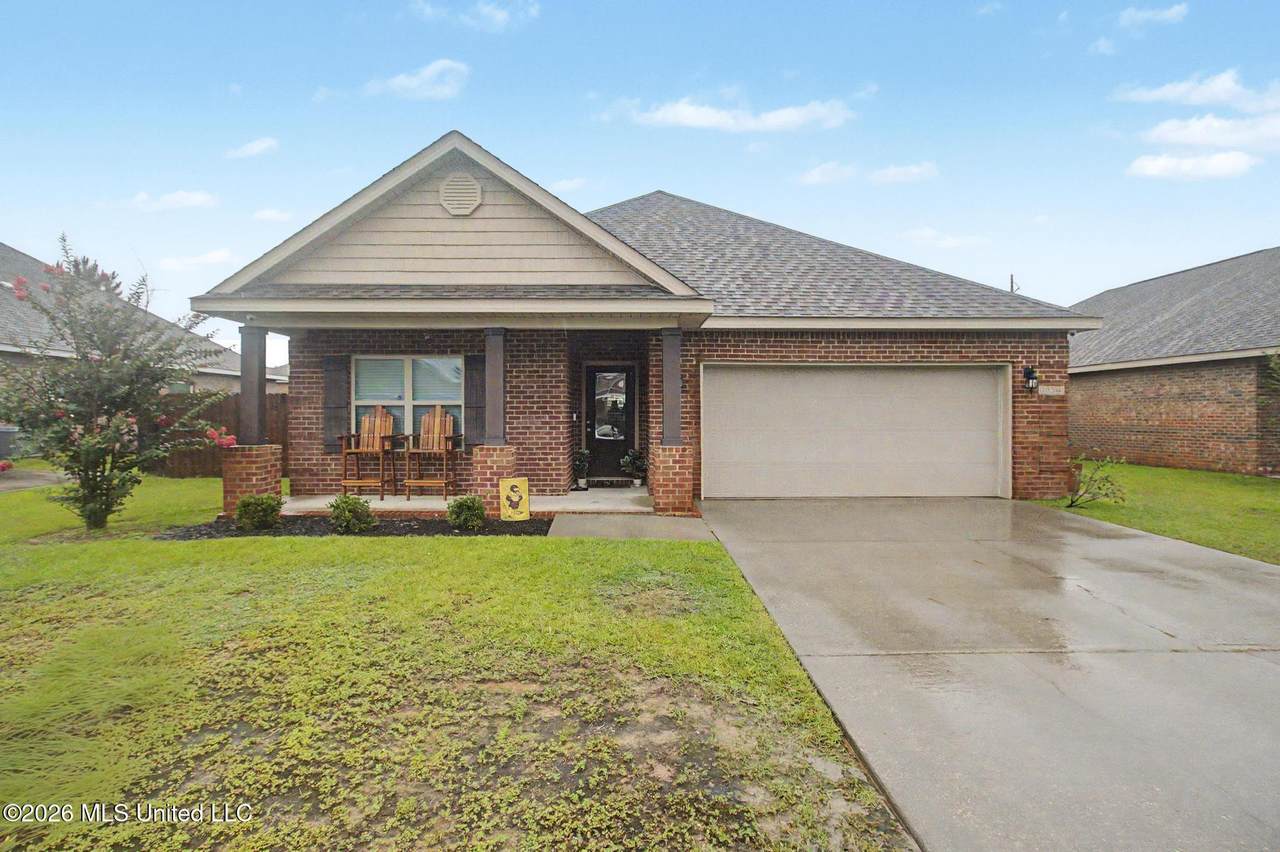 10204 Little Gem Drive - Photo 1