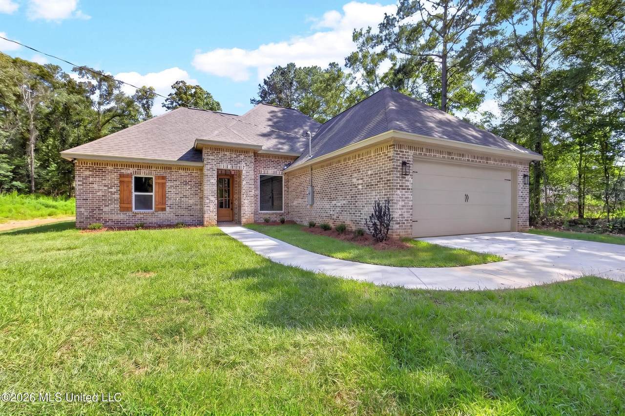 43 Apple Cove - Photo 1