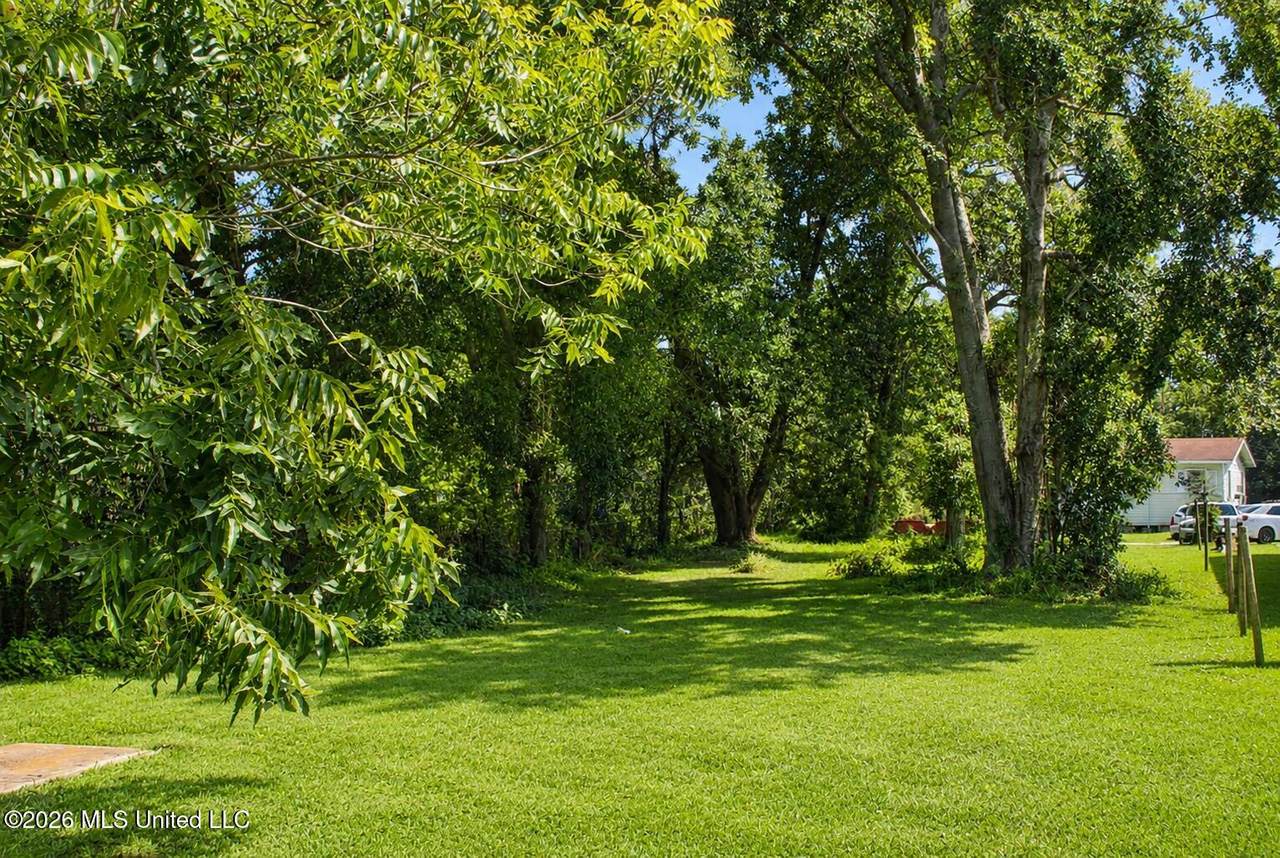 1007 Tucker Avenue - Photo 1