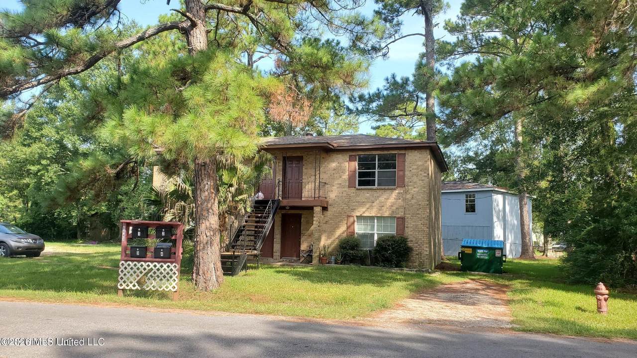 6443 Jasmine Street - Photo 1