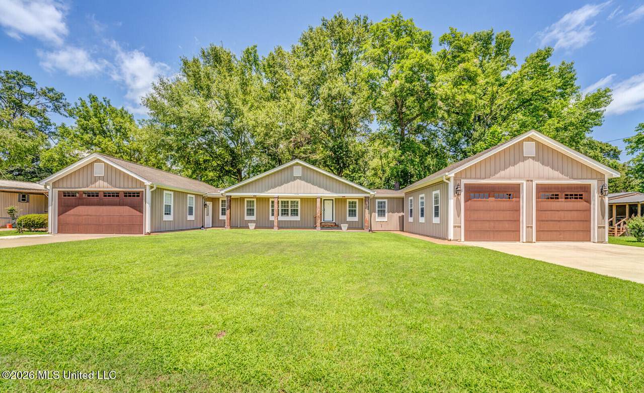 1114 Riverview Road - Photo 1