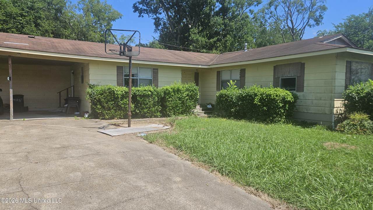 405 11th Street - Photo 1
