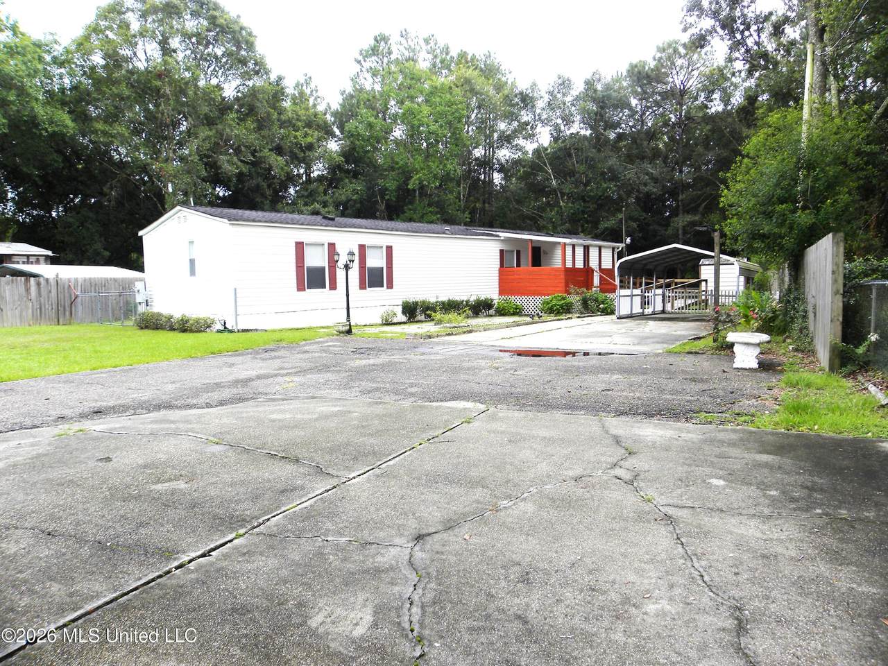 18265 Robin Oaks Drive - Photo 1