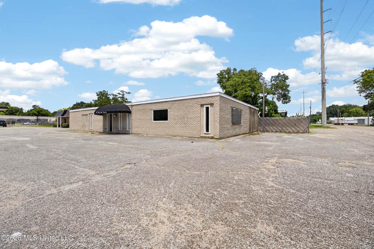 117 11th S Avenue - Photo 1