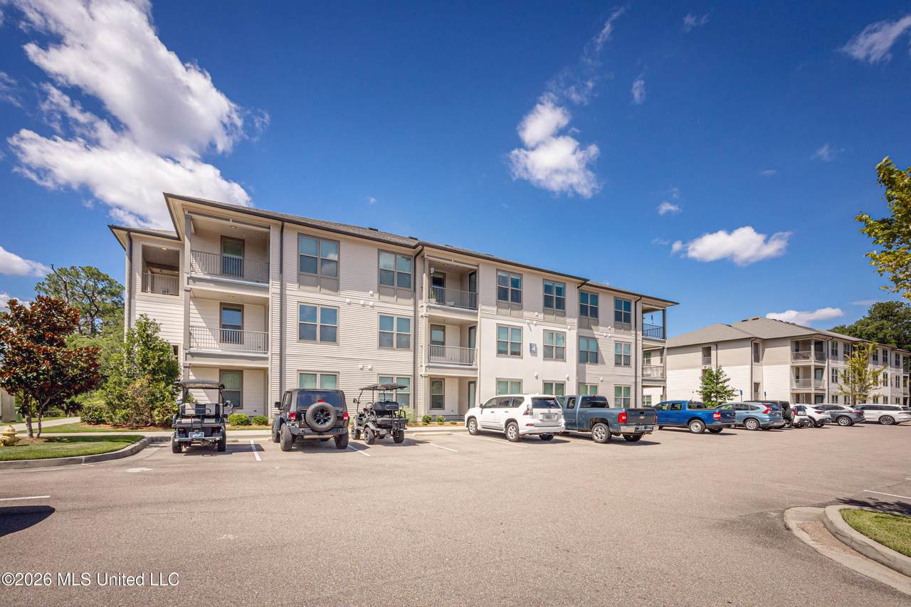 2501 Bienville Boulevard - Photo 1