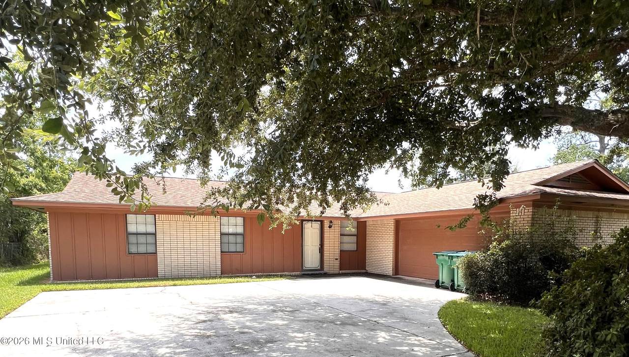 15309-r Royal Street - Photo 1