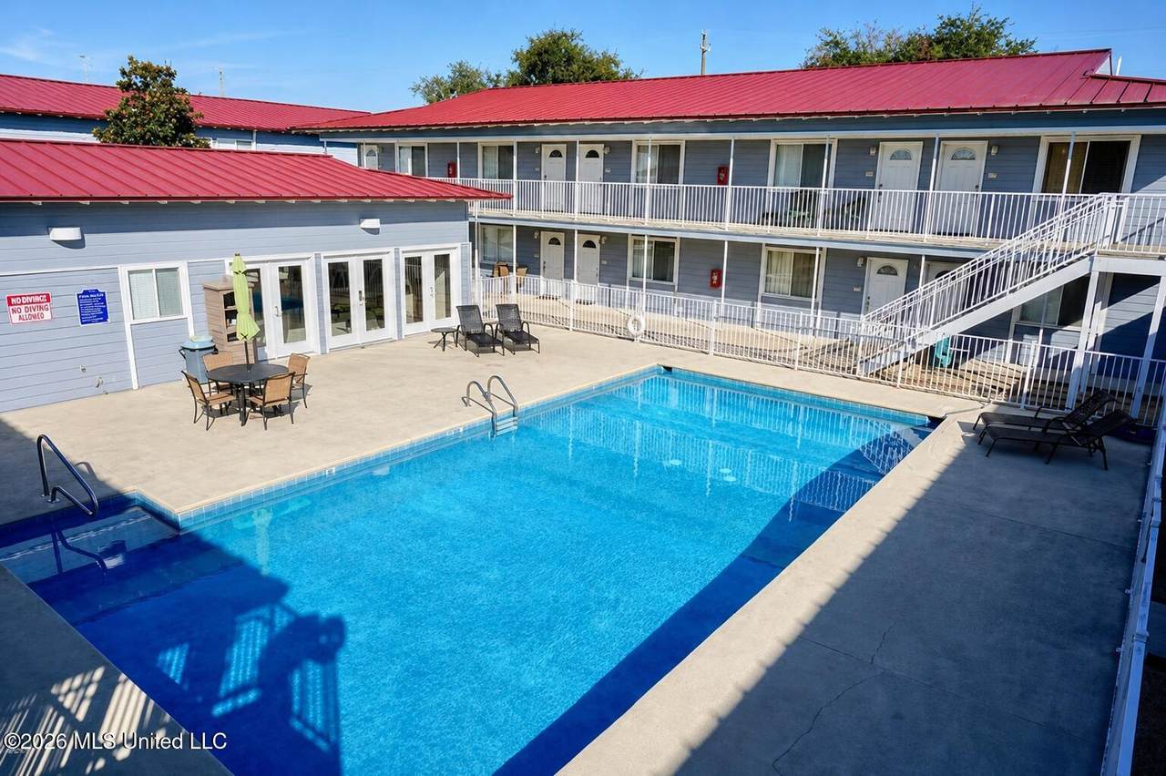 1664 Beach Boulevard - Photo 1