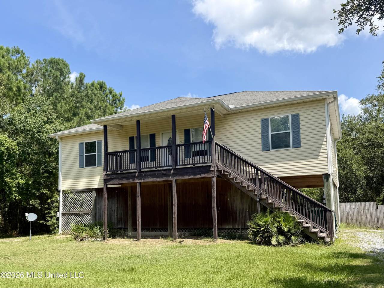 2068 Bienville Avenue - Photo 1