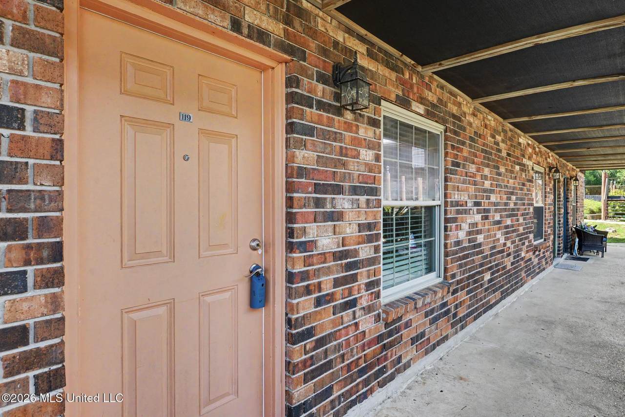 1550 2nd Street - Photo 1