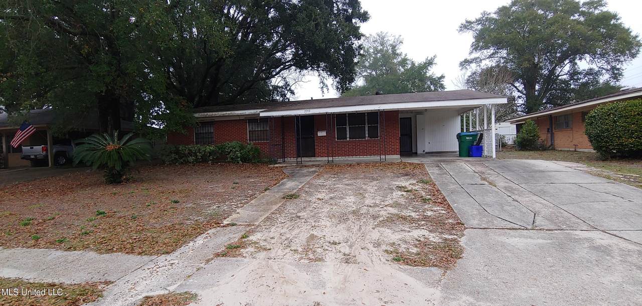 2215 Odonnell Boulevard - Photo 1
