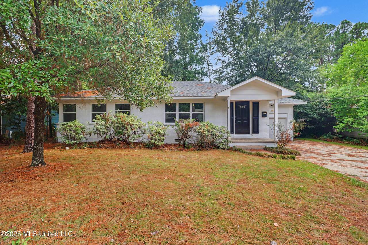 2004 Ridgeway Lane - Photo 1