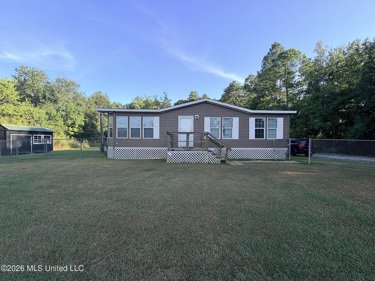 13721 Pine Avenue - Photo 1