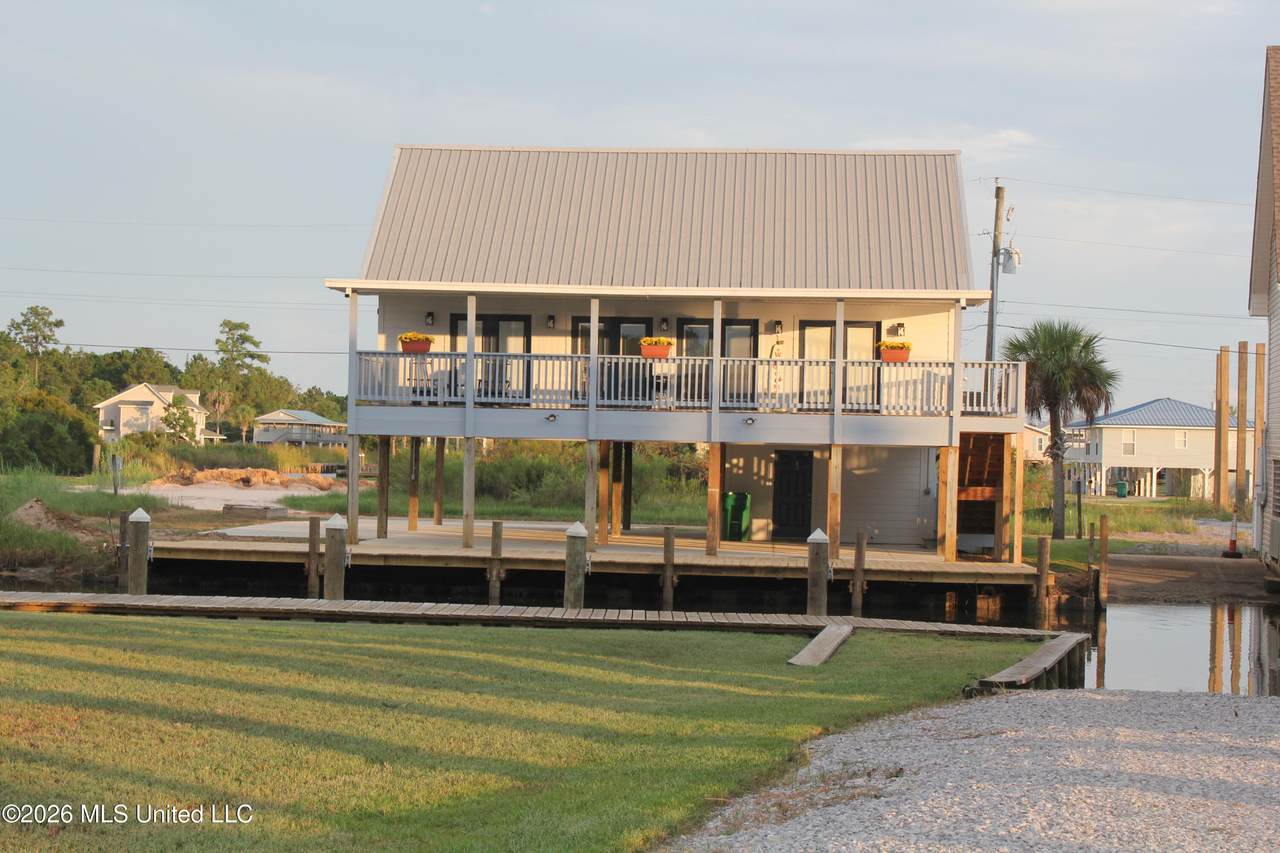 11059 Idaho Street - Photo 1