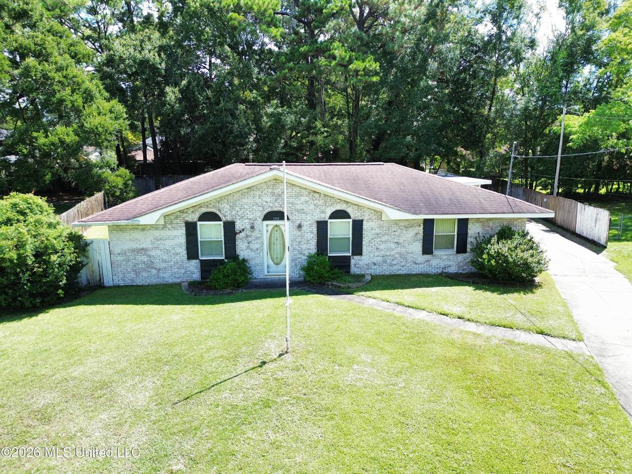 1800 Pat Drive - Photo 1