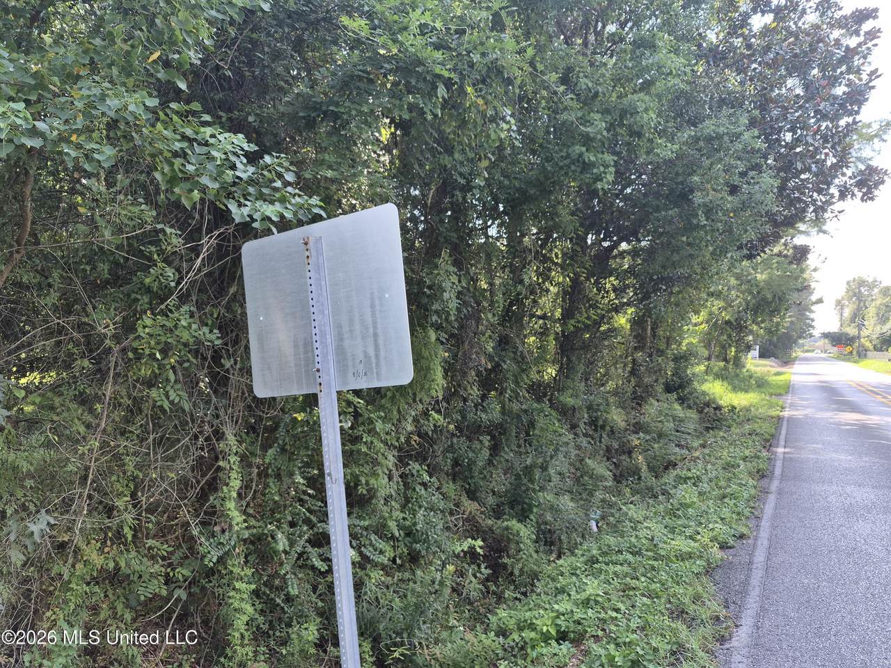 https://bt-photos.global.ssl.fastly.net/united/1280_boomver_1_4163279-2.jpg