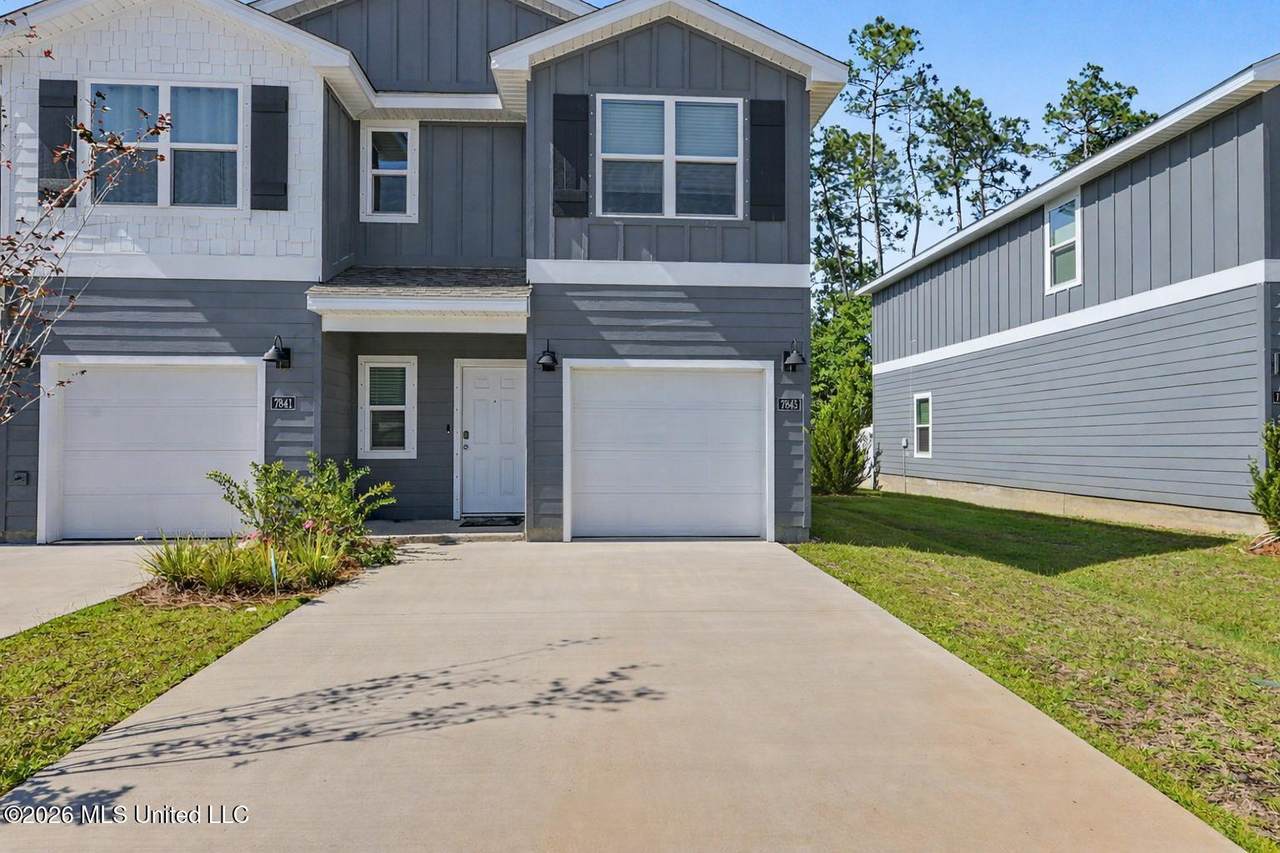 7845 Reagan Court - Photo 1