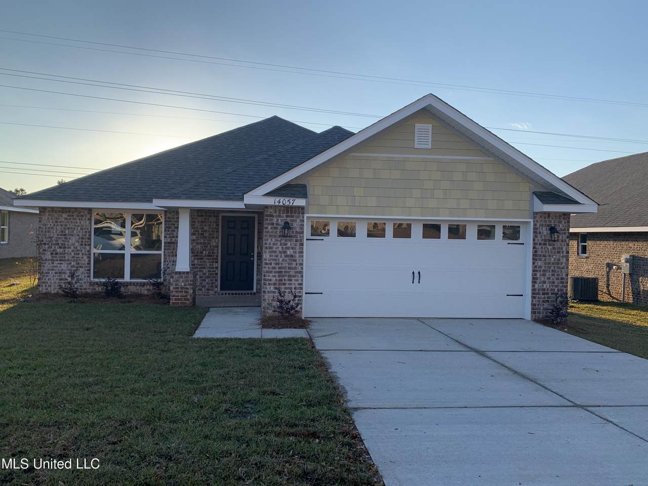 14057 Plantation Oaks Drive - Photo 1