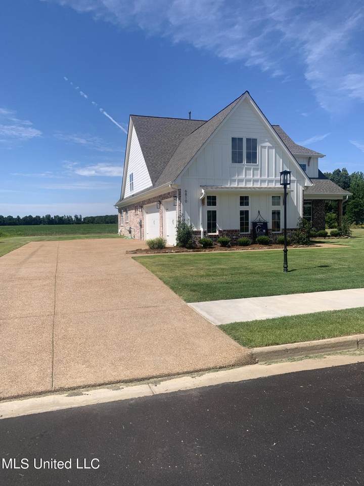 6810 Farm Cove - Photo 1