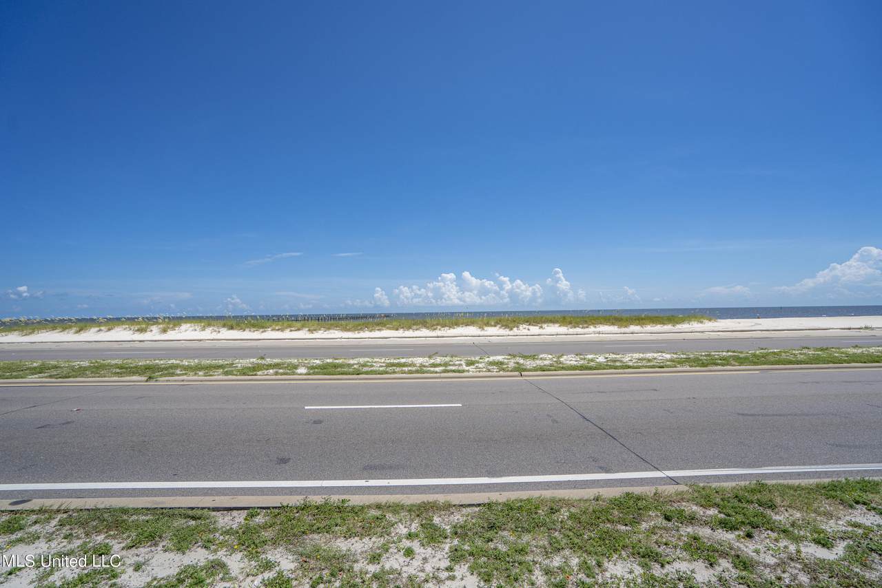 1550 Beach Boulevard - Photo 1