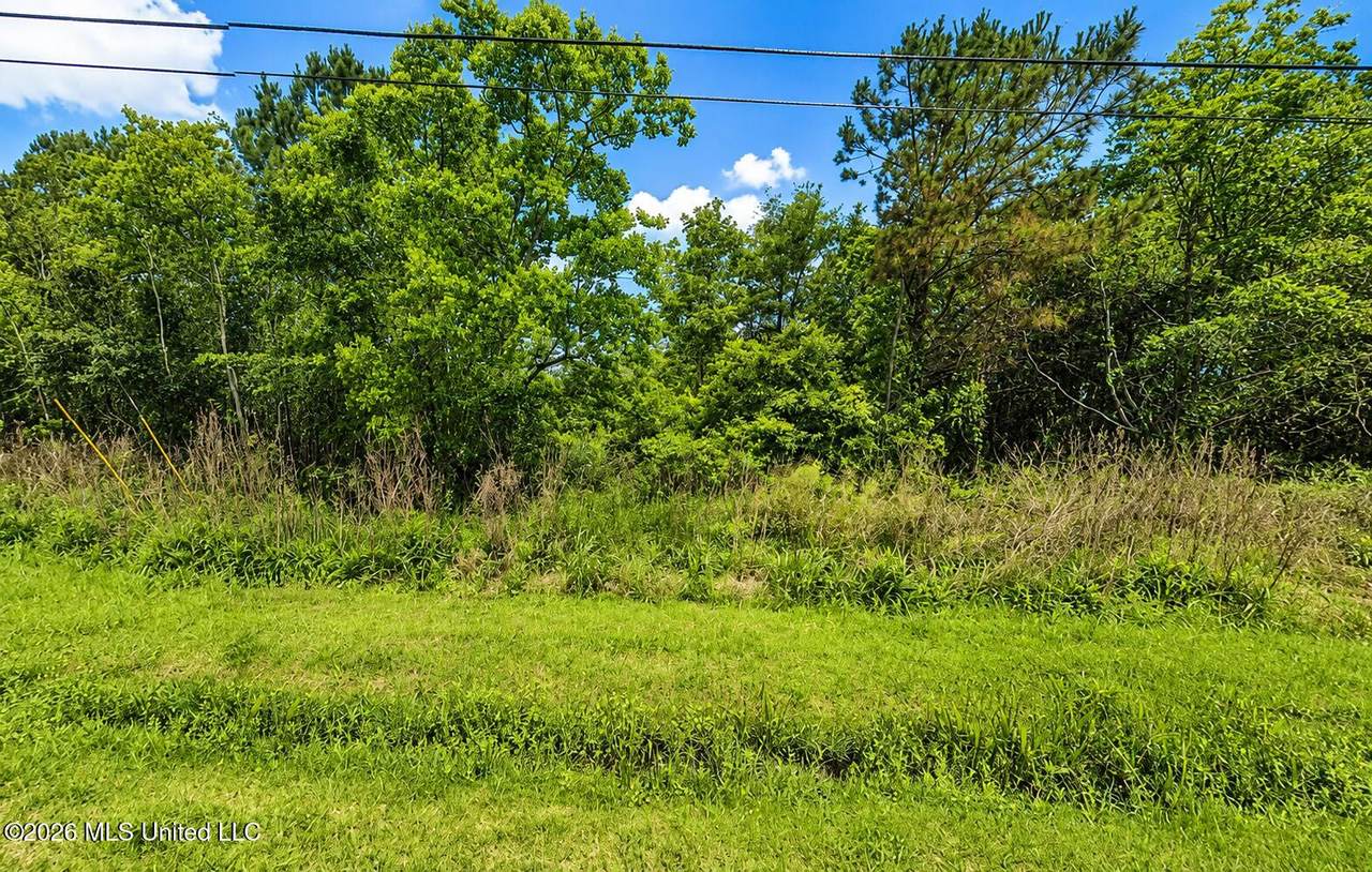 00 21st Avenue - Photo 1