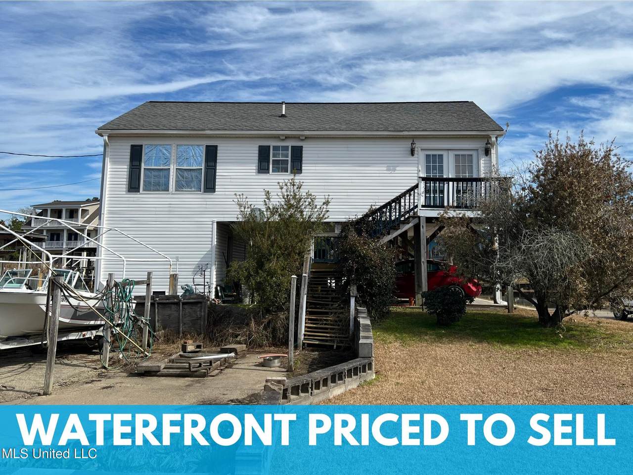 818 Primrose Drive - Photo 1