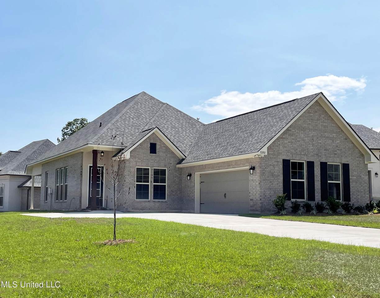 7292 Aberdeen Drive - Photo 1