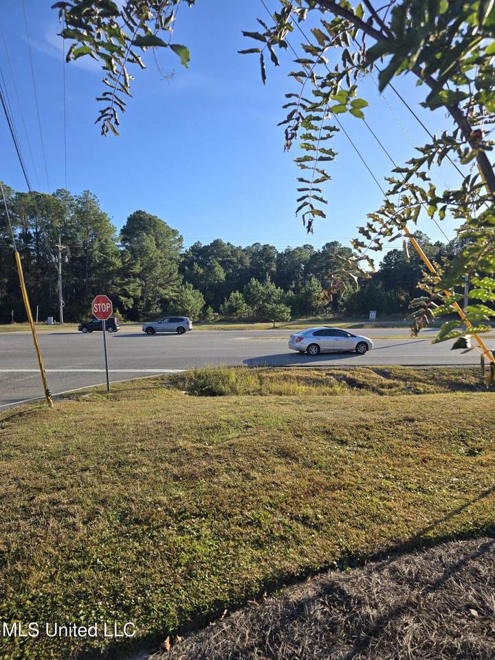  Bienville Boulevard - Photo 1