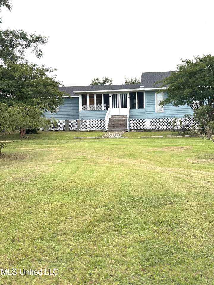 9011 William Road - Photo 1