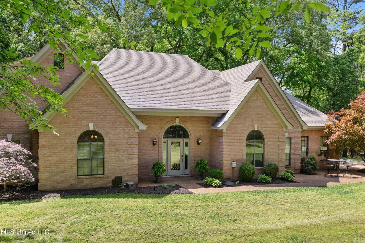 5135 Windy Ridge Drive - Photo 1