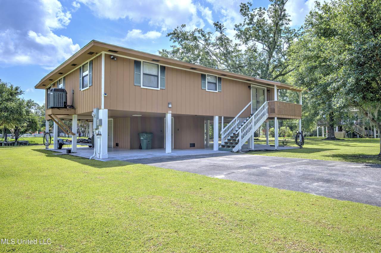 39 Harrison Road - Photo 1