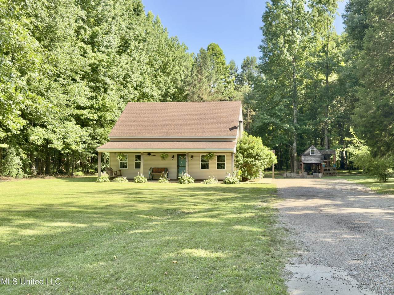 8 Bell Road - Photo 1