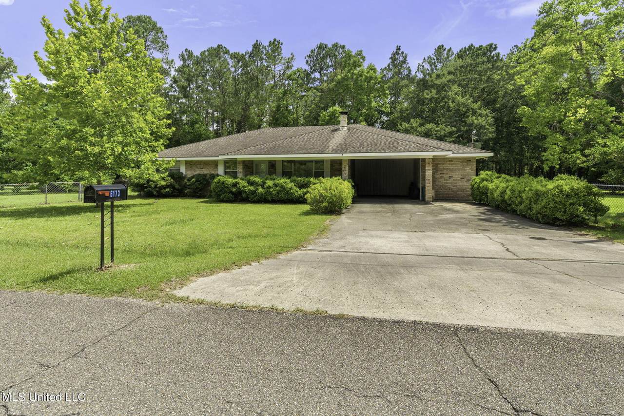 6173 Grenada Street - Photo 1