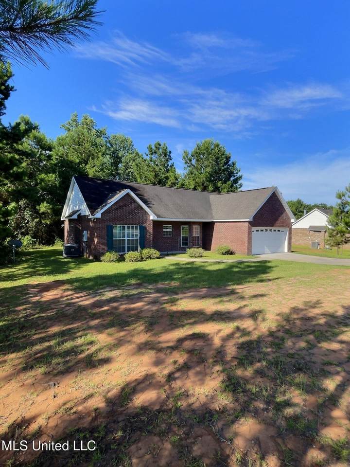 11 Ozark Place - Photo 1