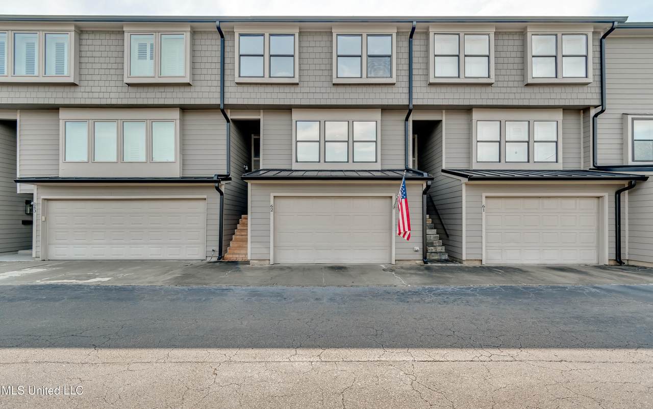 62 Breakers Lane - Photo 1