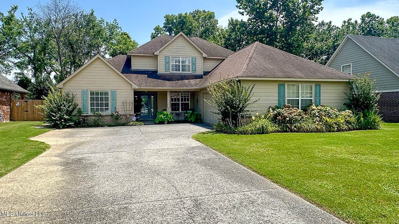 9861 Alexanders Ridge Drive - Photo 1
