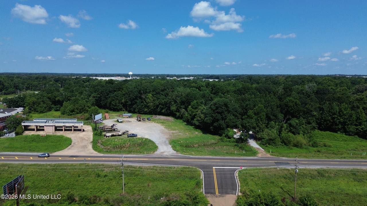 1753 Hwy-51 - Photo 1