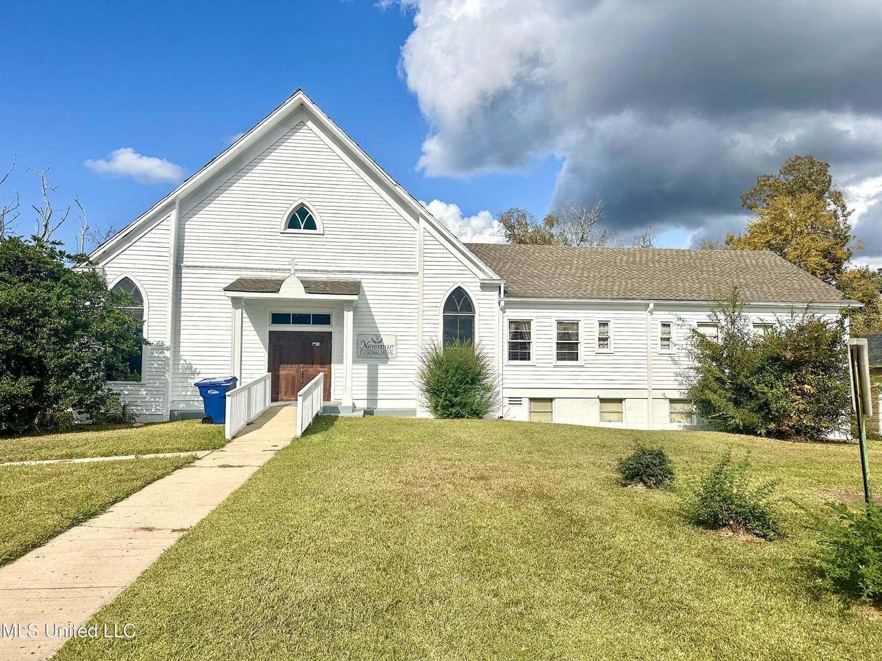 504 Main Street - Photo 1