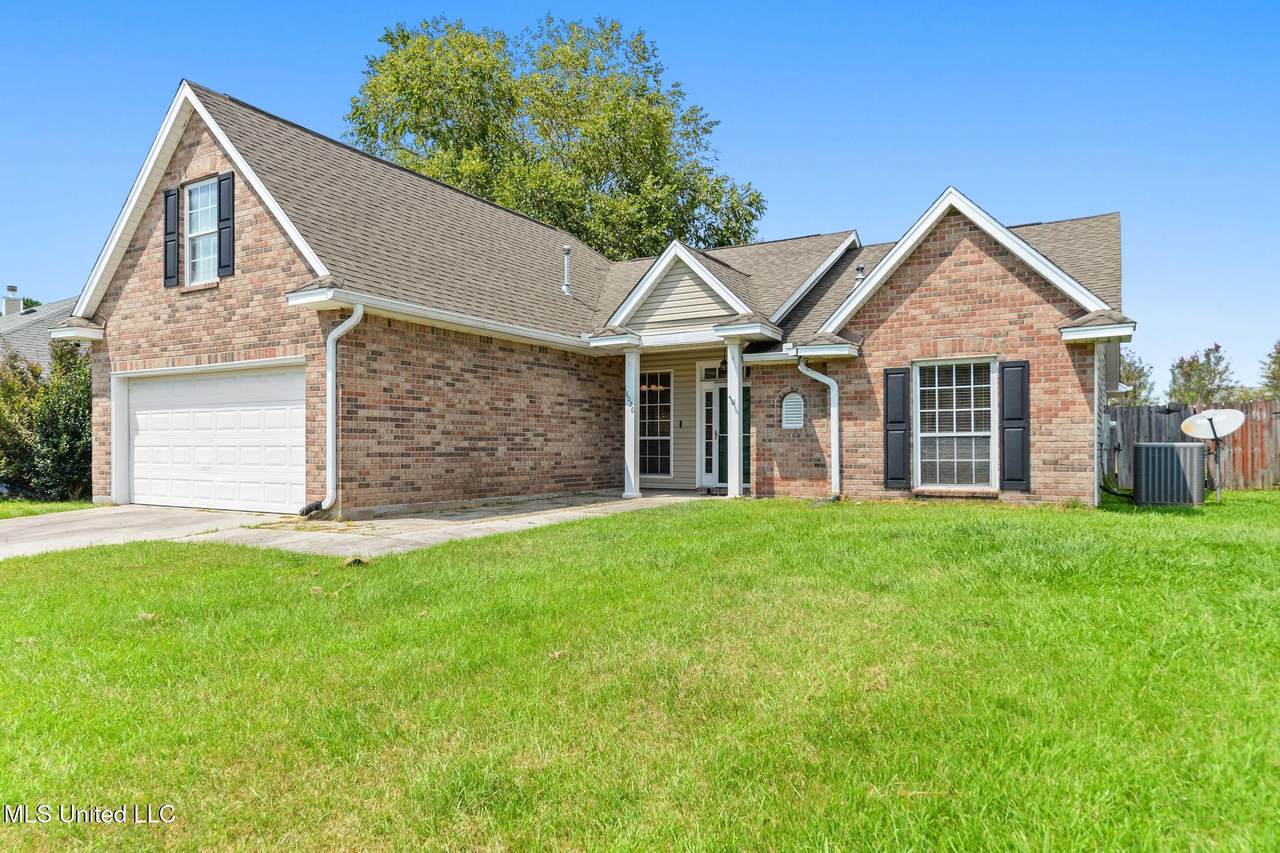 18026 Cypress Pointe Drive - Photo 1