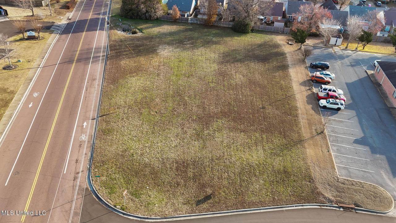 78 Clarington Cove - Photo 1