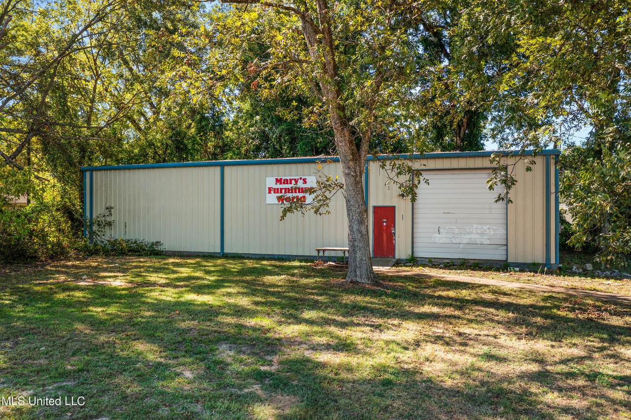 231 Vance Street - Photo 1