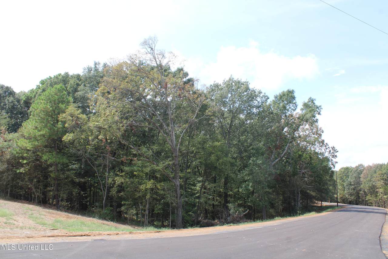 https://bt-photos.global.ssl.fastly.net/united/1280_boomver_2_4128132-2.jpg