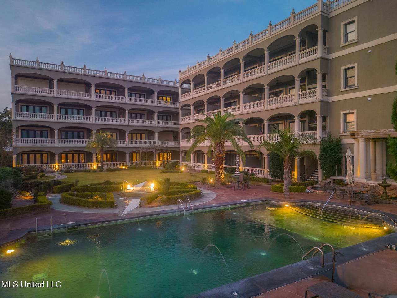 4640 Beach Boulevard - Photo 1