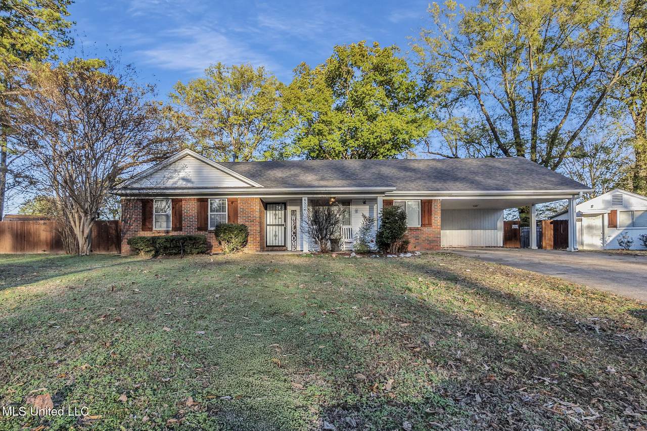 8524 Farmington Cove - Photo 1