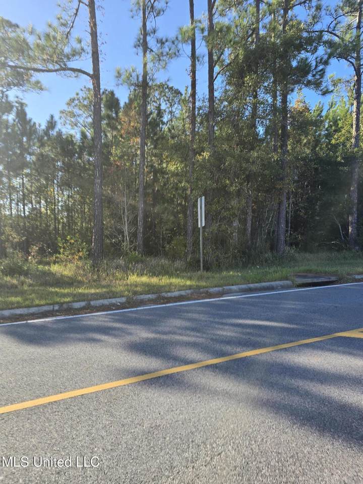  Lake Boulevard - Photo 1