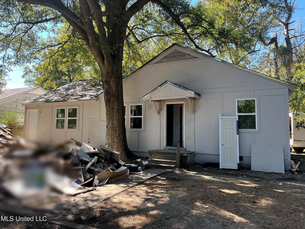 1513 Ronald Court - Photo 1