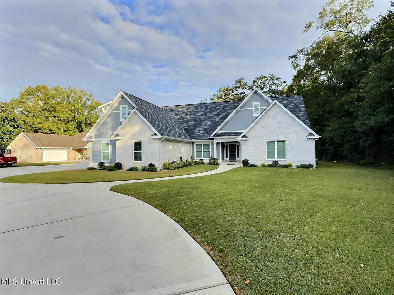 3529 Government Street - Photo 1
