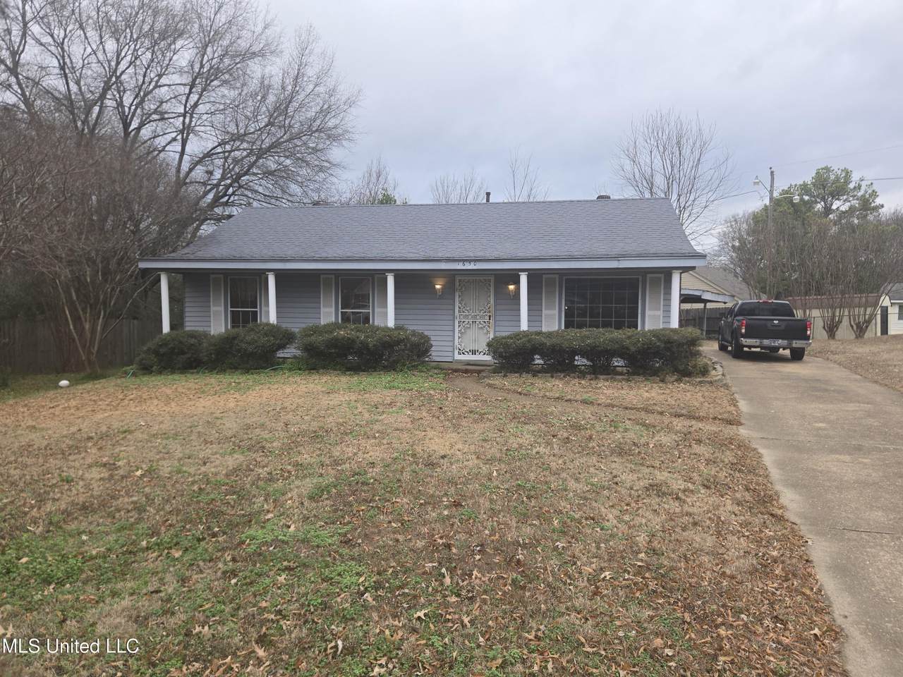 1650 Hickory Drive - Photo 1