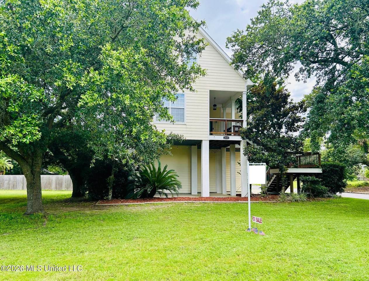 2519 Washington Avenue - Photo 1