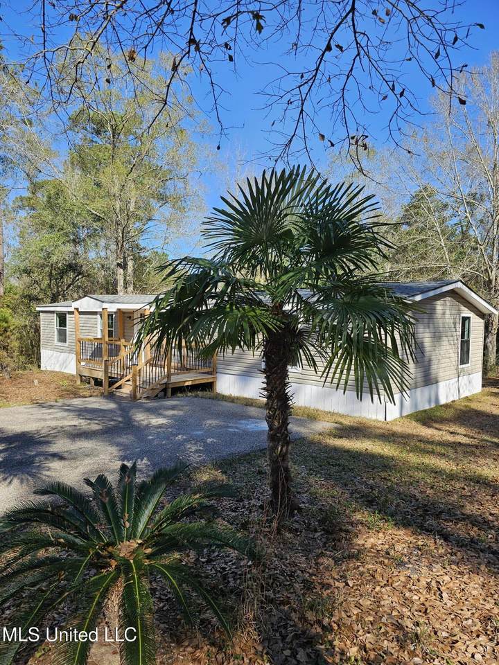 9712 Lualini Place - Photo 1