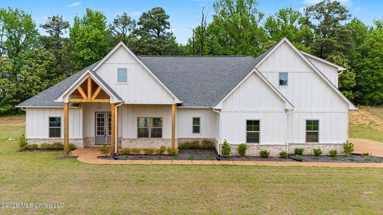 1528 Tributary Drive - Photo 1